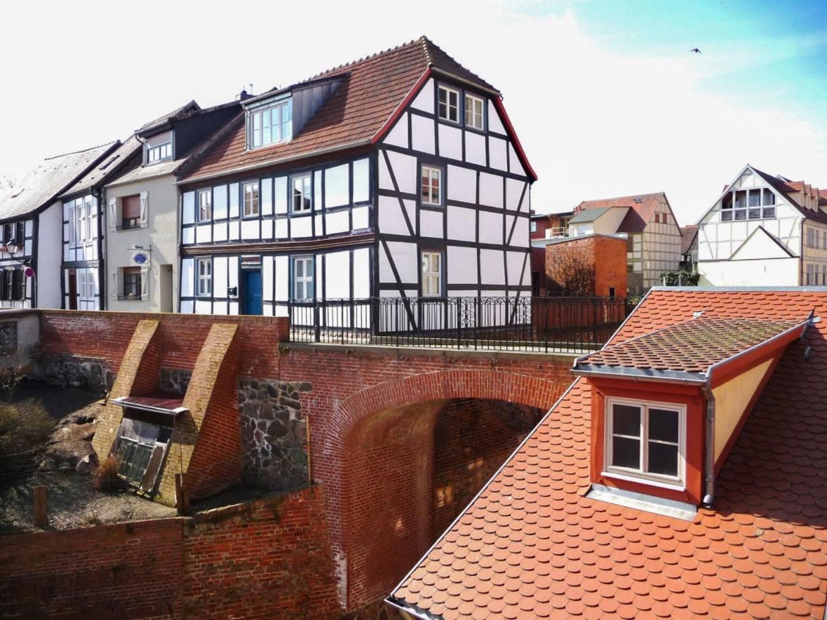 Apartamento Haus zur Eselsbrücke Tangermünde Exterior foto